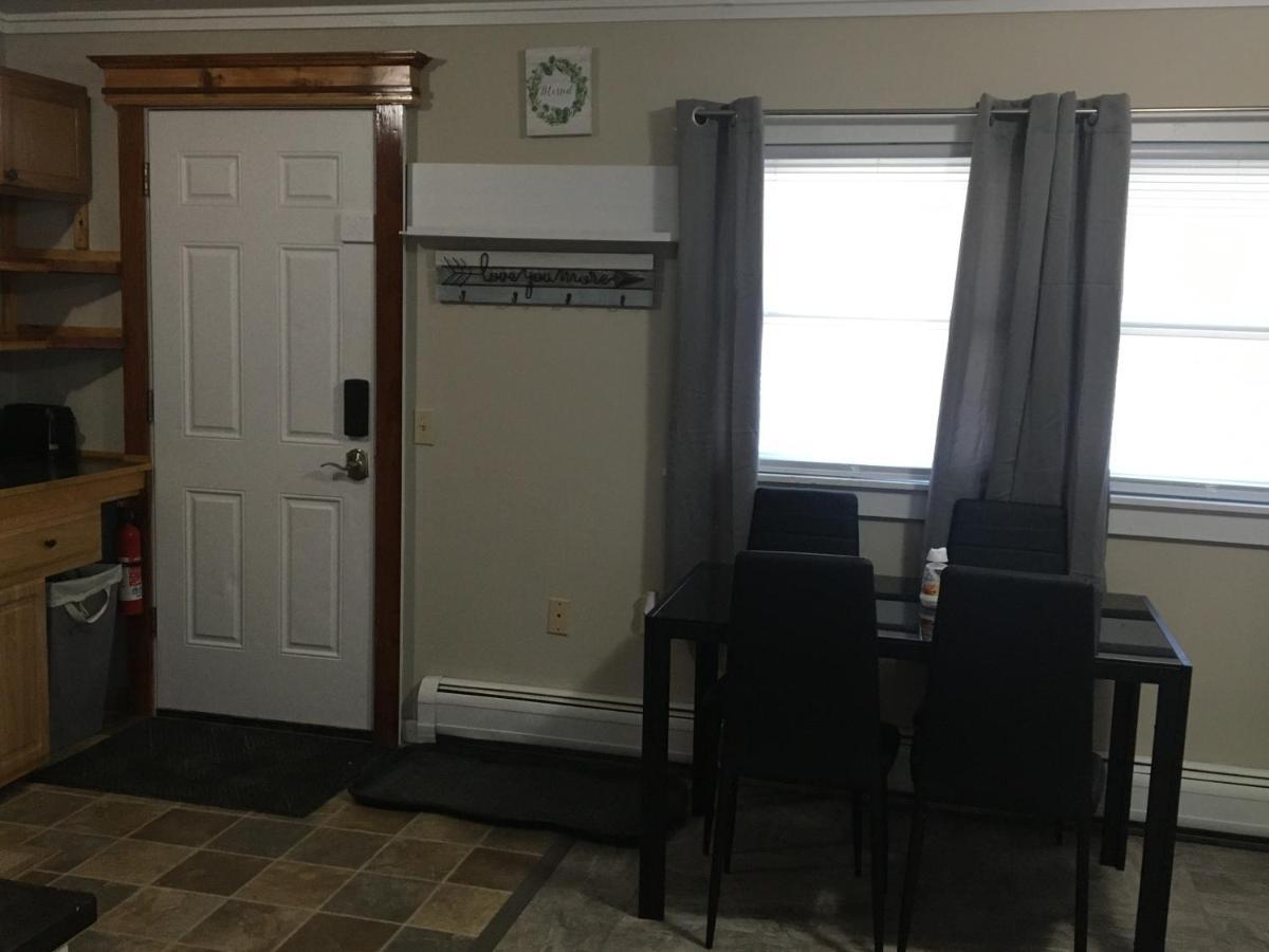 Just Like Being At Home- Newly Renovated Unit North Troy Bagian luar foto