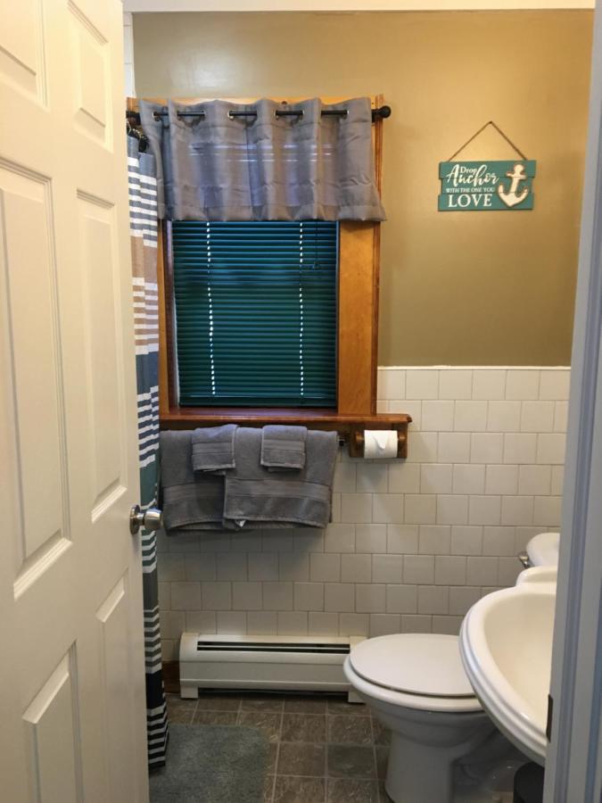 Just Like Being At Home- Newly Renovated Unit North Troy Bagian luar foto