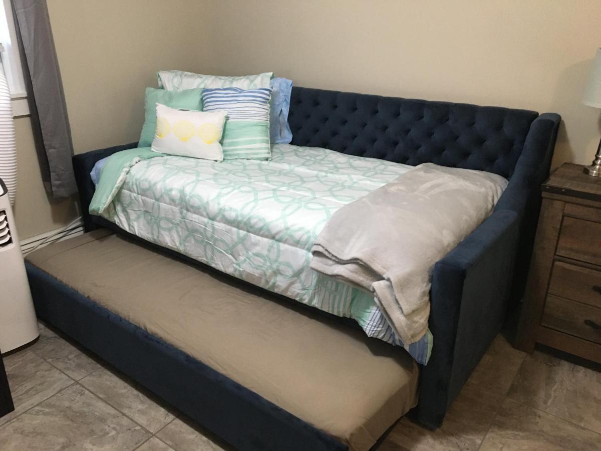 Just Like Being At Home- Newly Renovated Unit North Troy Bagian luar foto