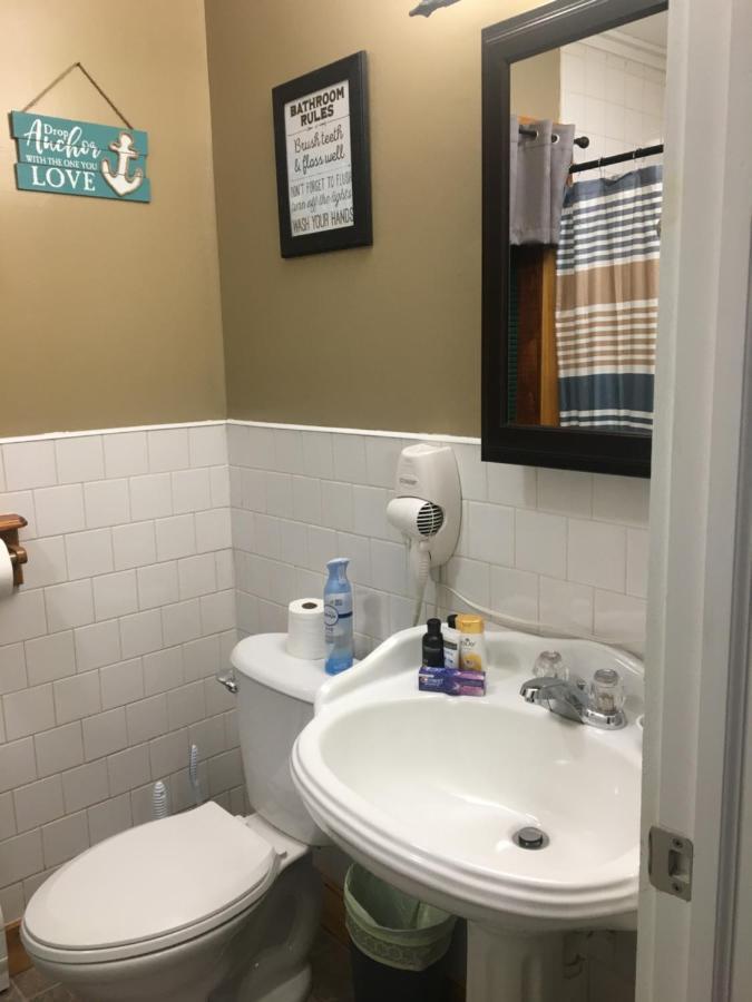 Just Like Being At Home- Newly Renovated Unit North Troy Bagian luar foto