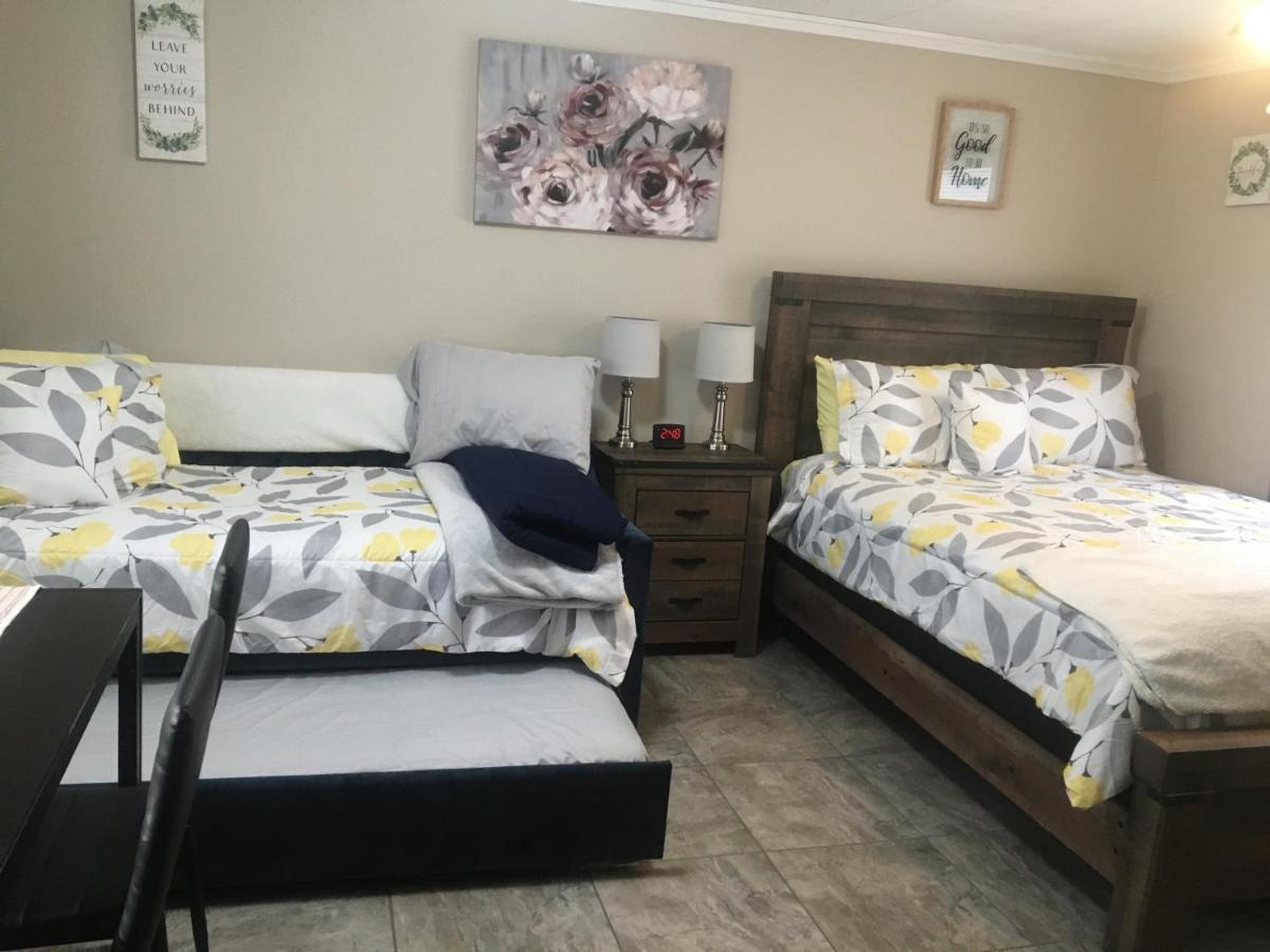 Just Like Being At Home- Newly Renovated Unit North Troy Bagian luar foto